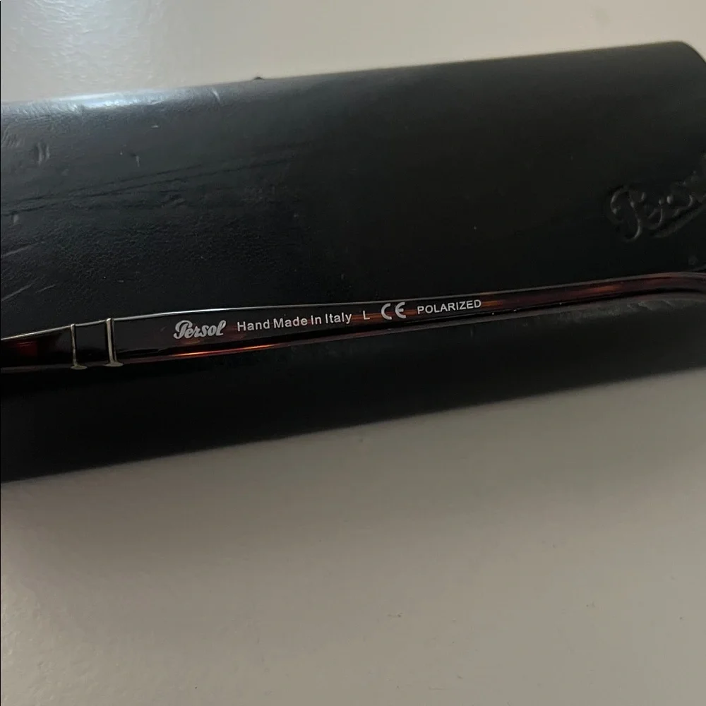 Mens persol sunglasses with box - Picture 4 of 8